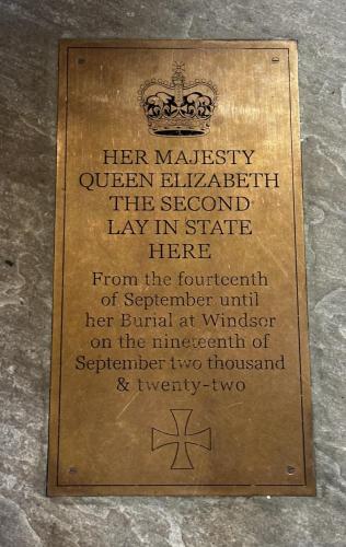 Image-4-Public-viewing-site-of-Queen-Elizabeth-2