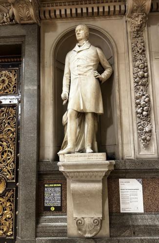 Image-5-Statue-of-Sir-William-Brown-Bart